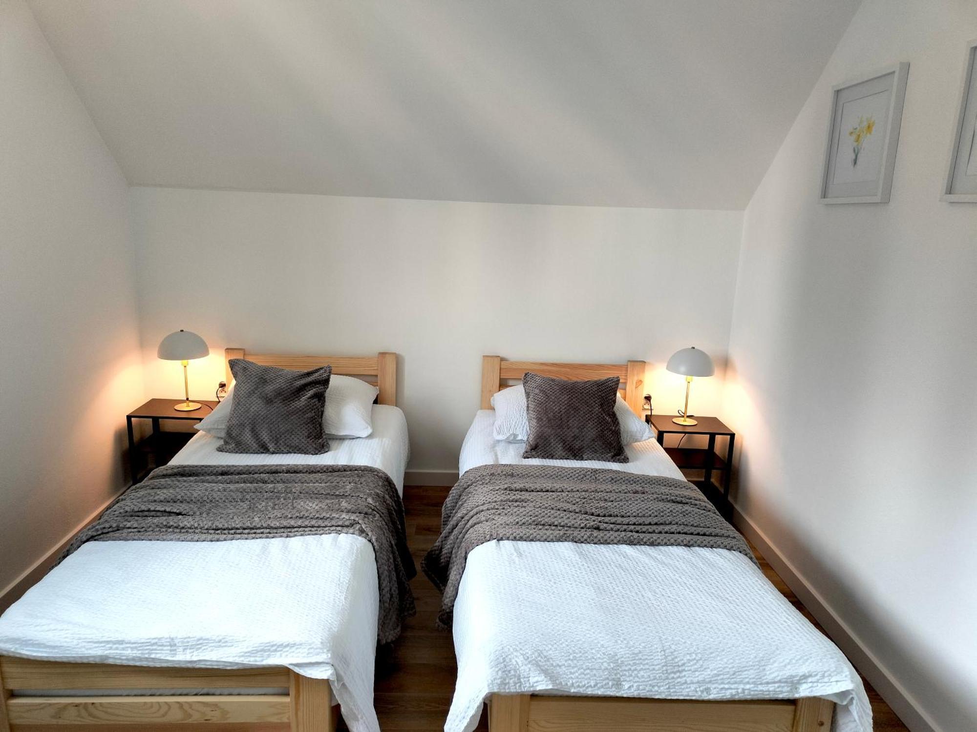 Agroturystyka Jodlowa - Rodzinne Apartamenty W Centrum Gor Swietokrzyskich - Sala Zabaw, Zwierzeta, Bilard Krajno-Zagorze Eksteriør bilde